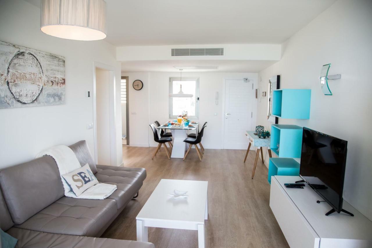 Sea Club Apartments Кала Миллор Экстерьер фото