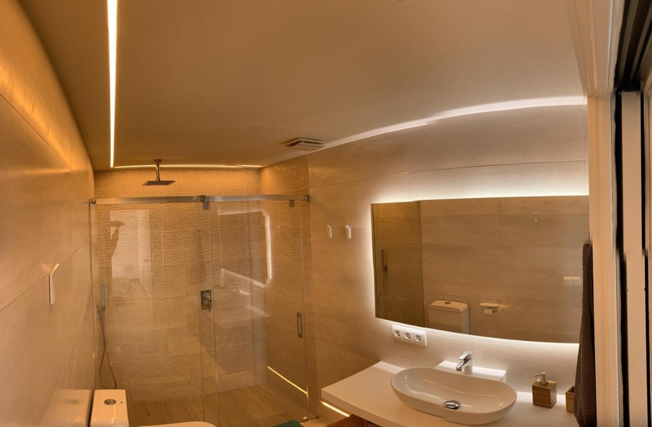 Sea Club Apartments Кала Миллор Экстерьер фото